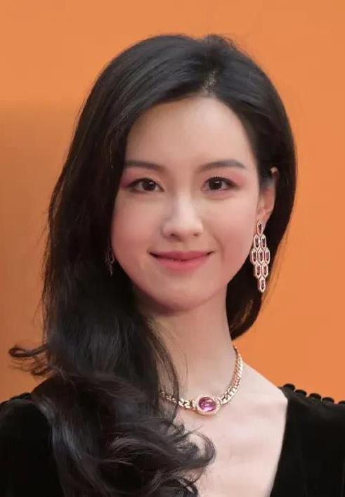 娱乐圈吃瓜女明星是谁呀,揭秘那些被热议的八卦主角  第3张